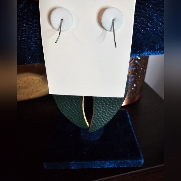 Boho Chic Triple Layered Faux Leather Earrings NWOT - Picture 5 of 6